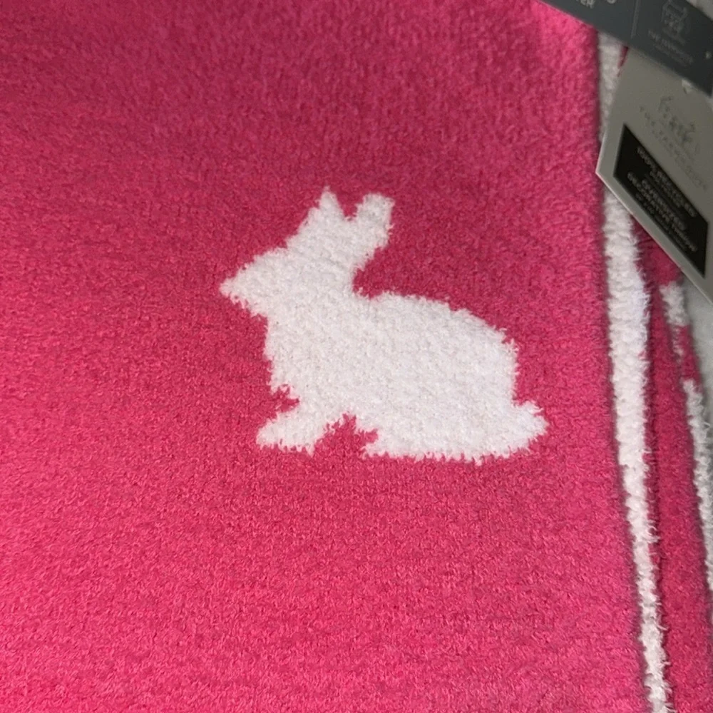 NEW The Farmhouse by Rachel Ashwell Hot Pink Easter Bunny Blanket
